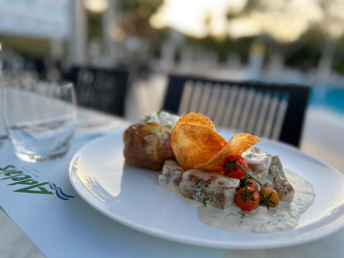 Adelais Bay Hotel Protarász Kültér fotó